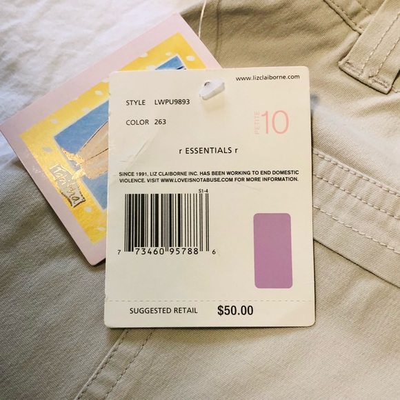 NWT Liz Claiborne Tabitha Stretch Straight Leg Khaki Pants Trousers - Picture 4 of 4
